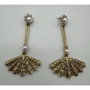 Oscar De La Renta Dangle Pearl Gold Tone Earrings